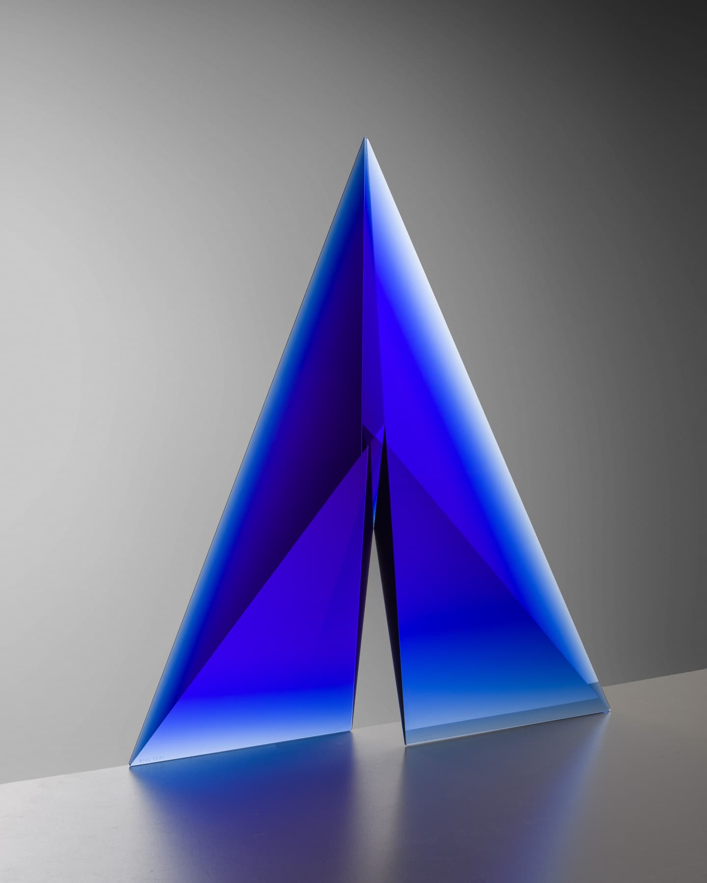 STRADDLE PYRAMID II